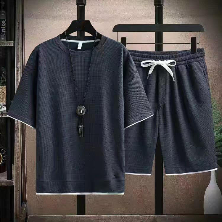 สีเทาเข้ม