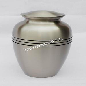 Urne de designer en métal argenté Heard Décoration de la maison Articles de table Dernières urnes de décoration uniques Urnes pour animaux de compagnie de la plus grande qualité à bas prix - Product Image 5