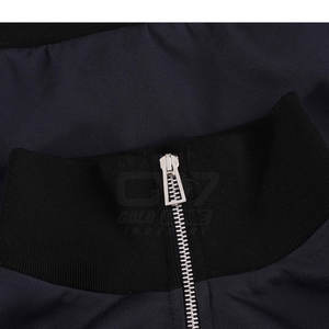 Chaqueta de chándal ajustada para hombre de fabricación profesional, ropa informal, chaqueta gruesa de moda para exteriores para hombre con personalizado - Product Image 3