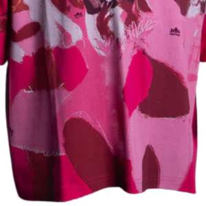 Mean Girls Graphic T Shirt for Men and Women Bold <b>Pink</b> Abstract Face Art Design Oversized Cotton Fashion Tee - Product Image 4