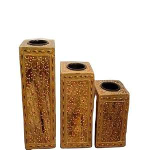 Brûleur à Bakhoor en Bois avec Motifs Laser Détaillés, Idéal pour les Cérémonies Religieuses, Écologique, en Bois de Santal, Durable et Personnalisable - Product Image 1