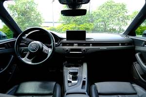 2018 A5 2.0T Quatttro Coupé Premium Plus Turbo 4 cylindres, S Line Sport Package, - Product Image 4