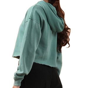 Custom 100% Cotton Fleece Hoodies Sweatshirts for Women New Design Short Length Winter Season Crop Body 2026 Trending Low Moq - Product Image 2