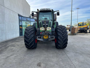 รถแทรกเตอร์การเกษตร FENDT 926 120 แรงม้า ขับเคลื่อนสี่ล้อ พร้อมเครื่องยนต์และเกียร์ - Product Image 2