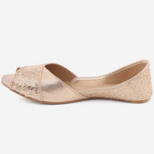 Chaussures ADE légères pour femmes, à bout ouvert, en tissu satiné avec décoration de paillettes - Product Image 3