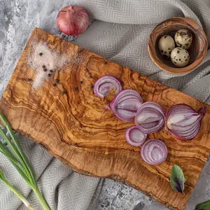 Planche à découper en bois d'olive planche de confiserie bord vivant, planche à fromage rustique, planche à découper en bois planche de service en bois