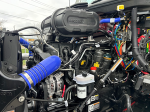 รถบรรทุกเคนเวิร์ธ T680 ปี 2022 2021 20223 รถบรรทุกแบบมีห้องนอนมือสอง รถบรรทุกแบบมีห้องนอนครึ่งคัน - Product Image 4