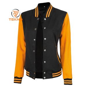 Chaquetas universitarias cortas para mujer al por mayor con diseño personalizado, chaquetas bomber para mujer, parches bordados, ropa de calle y estilo universitario - Product Image 6