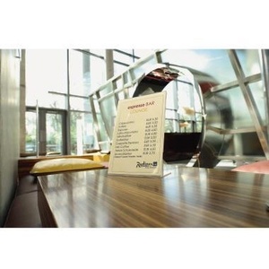 Présentoir de table incliné SIGEL pour format A4 paysage, utilisation simple face avec étiquette remplaçable Acr-30 X 21 X 6,3 cm (L X H X P) - Product Image 3