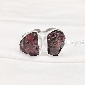 Joyería de piedra en bruto Anillo de mujer Granate natural Piedra preciosa cruda Enero Piedra natal Joyería de piedra doble Anillo de plata esterlina 925 - Product Image 3