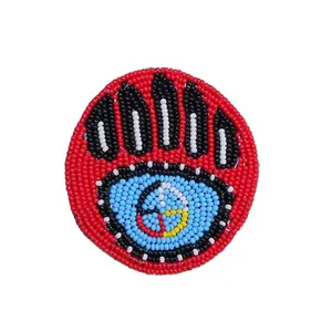赤いクマの足パッチビーズ手作りパッチエスニックビーズワークネイティブクラフトパッチカスタム刺Embroidery