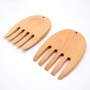 Outil de service à salade en bois d'acacia/manguier en forme de main cuillère et fourchette pour mariage - Product Image 1
