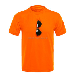 เสื้อยืดโพลีเอสเตอร์แขนสั้นระบายอากาศได้ดีเสื้อยืดแฟชั่นธรรมดาแบบแห้งเร็วสำหรับผู้ชายเสื้อยืดสกรีนลายแบบสั่งทำ DTF DTG - Product Image 4