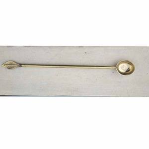 Meilleur look dans la cuillère en laiton Nouvelle cuillère en métal Havan en laiton poli Nouvelle cuillère en laiton pour accessoires de cuisine Nouveaux couverts - Product Image 1