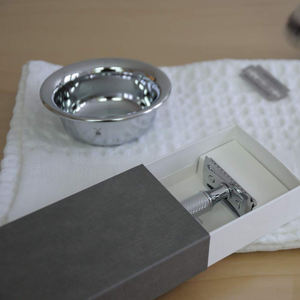 Rasoir de sécurité à double tranchant pour hommes et femmes Rasoirs de sécurité manuels polonais en acier inoxydable allemand de qualité supérieure - Product Image 4