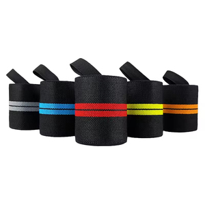 Bandes de poignet personnalisées tendance, néoprène de haute qualité, équipement de fitness antidérapant avec couleur, taille et logo personnalisables pour hommes - Product Image 1