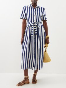 Robe vintage décontractée en laine peignée à rayures Ikat bleues et blanches, longueur genou, avec fermeture boutonnée sur le devant et ceinture assortie - Product Image 2
