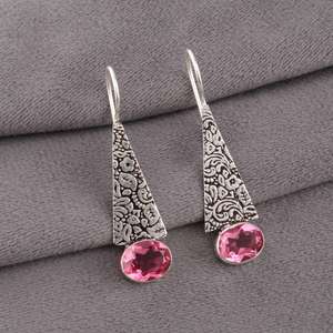 Boucles d'oreilles artisanales en argent sterling avec tourmaline rose, pierre de naissance d'octobre, cadeau pour femme, idéales pour les occasions festives - Product Image 1