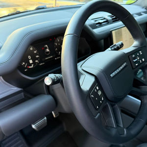 Defender 110 P400 Edición Sedona 2025 - Product Image 1