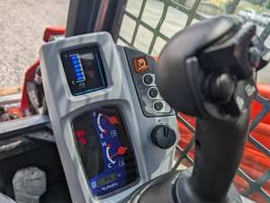 2023 Kubota SVL97-2 Skid Steer-Performance robuste avec confort avancé - Product Image 6