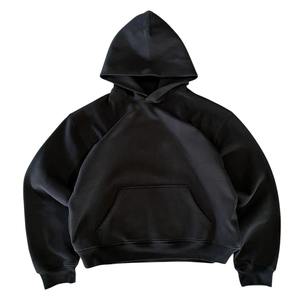 Sweat à capuche de couleur noire de haute qualité pour hommes sur mesure Sweat à capuche de luxe avec service OEM pour l'hiver Vie décontractée - Product Image 4