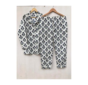 Conjunto de pijamas florales con estampado de bloque de mano, ropa de dormir de verano suave de algodón indio, traje de noche Sexy para mujer, regalo perfecto - Product Image 1