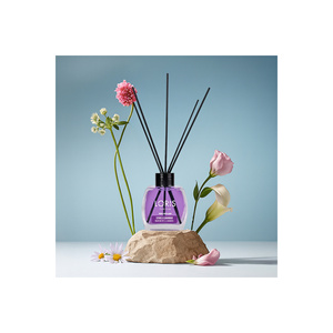 น้ำหอมปรับอากาศกลิ่นซิตรัสลาเวนเดอร์ มินิมอลลิสต์ 120 มล. - Product Image 1