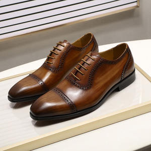 Zapatos de cuero italianos de alta gama para hombre, calzado formal de diseñador de lujo, cómodo y duradero para negocios, oficina y fiestas. - Product Image 3