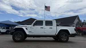 Jeep Gladiator Mojave Usado 2025 - Product Image 2