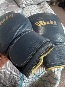 Gants MMA gagnants Couleur personnalisée Logo spécial Gants imperméables antidérapants sur mesure MS-BG-466 - Product Image 3
