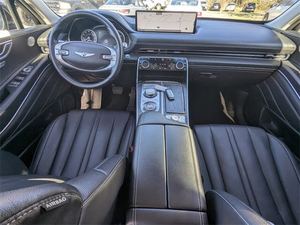 SUV Crossover d'occasion 2024 GV80 2.5T VIK AWD en excellent état - Product Image 4