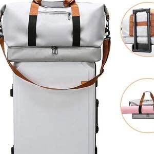 กระเป๋ากีฬาขายดี ผลิตจาก PVC กันน้ำ ทำความสะอาดง่าย ใส่ไม้ฮอกกี้ได้ สีสันโดดเด่น พกพาสะดวก กระเป๋าฟิตเนส รับสกรีนโลโก้ ขนาด 50-70 ลิตร - Product Image 5