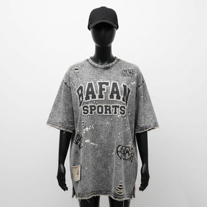 เสื้อยืดผู้หญิงทรงโอเวอร์ไซส์ ผ้าคอตตอนวินเทจฟอกสี 220 GSM เนื้อผ้านุ่มฟอกกรด สีเทา พิมพ์โลโก้ตามสั่ง - Product Image 6