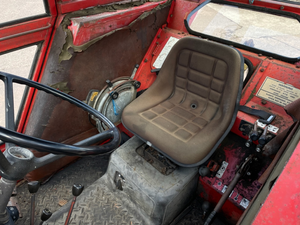 Tracteur d'occasion en gros, tracteur agricole 65 CV Massey Ferguson 265 2 roues motrices, tracteur diesel d'occasion - Product Image 6