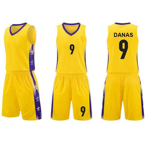 Conjunto de uniforme de baloncesto para hombre, camiseta y pantalones cortos, transpirable, ligero, de secado rápido, ropa deportiva atlética para práctica de equipo - Product Image 6