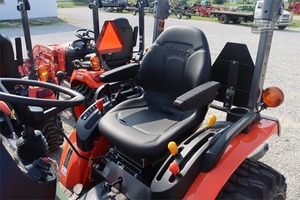 Moteur de tracteur à conducteur marchant B2301HSD-1 20 CV avec pompe de boîte de vitesses et roulement - Product Image 6