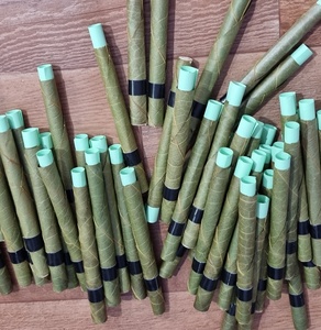 Tubes de cônes de rouleaux de feuilles de palmier faits à la main Taille personnalisée 4 USA Rouleaux de feuilles végétaliennes biologiques Rouleaux de feuilles de palmier aromatisés Approvisionnement en vrac - Product Image 6