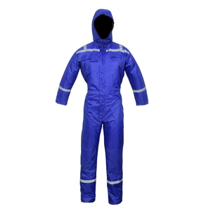 Overol impermeable para hombre, duradero y cómodo - Product Image 1