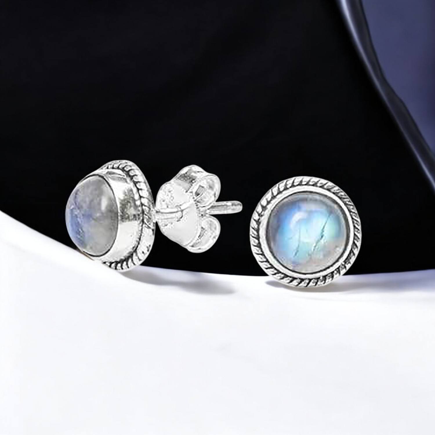 มูนสโตนสีรุ้ง