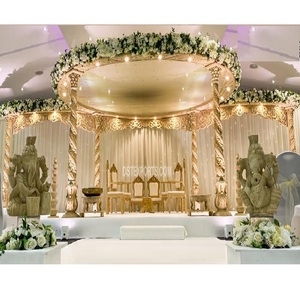 Mandap de mariage élégant en <span class=keywords><strong>bois</strong></span> au design en spirale, avec décor floral et colonnes en spirale pour décoration intérieure - Product Image 1