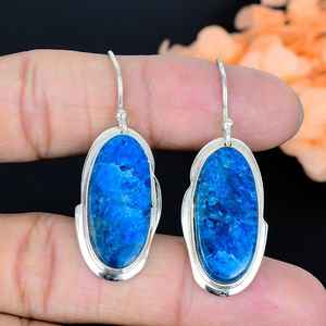 Boucles d'oreilles clous en apatite bleu néon, argent sterling 925, bijoux faits main en or pour femme - Cadeau élégant pour anniversaire ou soirée - Product Image 3