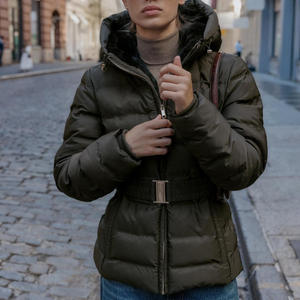 Vestes matelassées en matériau de haute qualité pour femmes, respirantes, meilleures ventes à bas prix Offre Spéciale 2025 Vestes matelassées pour femmes - Product Image 4