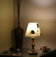 Lampe en papier organique de haute qualité, design d'éclairage moderne et créatif, abat-jour conique, éclairage de luxe fait main en fer et bois recyclés, couleur crème