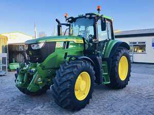 Tracteur John Deere série 6M de qualité supérieure, idéal pour les grandes exploitations, offrant une productivité élevée et une utilisation facile - Product Image 4