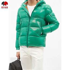 Personalizado Ryan Pro Gear tejido sólido impermeable a prueba de viento chaqueta acolchada con capucha para hombres invierno al aire libre cómodo brillante - Product Image 4