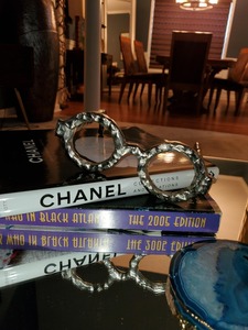 Pièce maîtresse blanche au design rond unique Décor de table artistique pour la maison, le bureau, la fête, le mariage, l'événement, l'idée d'affichage des cadeaux - Product Image 5