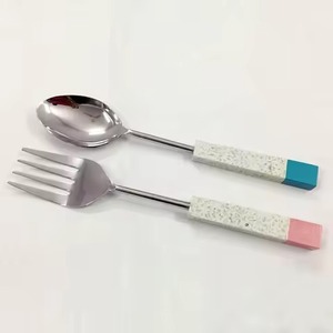 <span class=keywords><strong>Rose</strong></span> Gold Plated thép không gỉ đá cẩm thạch và gỗ xử lý thiết lập dao kéo hoàng gia thép không gỉ thiết lập dao kéo mini muỗng và Ngã Ba - Product Image 6