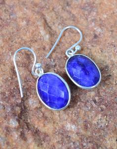 Pendiente de Plata de Ley 925 de lapislázuli facetado de alta calidad, par de piedras de lapislázuli de corte Natural, pendientes para niñas, fabricantes al por mayor - Product Image 3