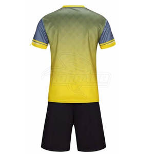 Uniforme de maillot de football personnalisé à séchage rapide respirant pour adultes Style d'ensembles de Offre Spéciale OEM - Product Image 3