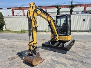 Miniexcavadora Usada 303.5E2 CR de 6 Toneladas para Construcción y Paisajismo con Motor y Caja de Cambios - Product Image 3